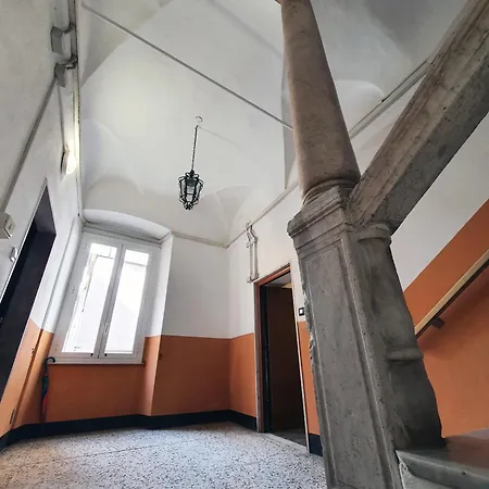 La Casa Dell'artista Nel Centro Storico - La Spezia