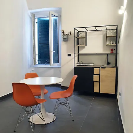 아파트 La Casa Dell'artista Nel Centro Storico - *